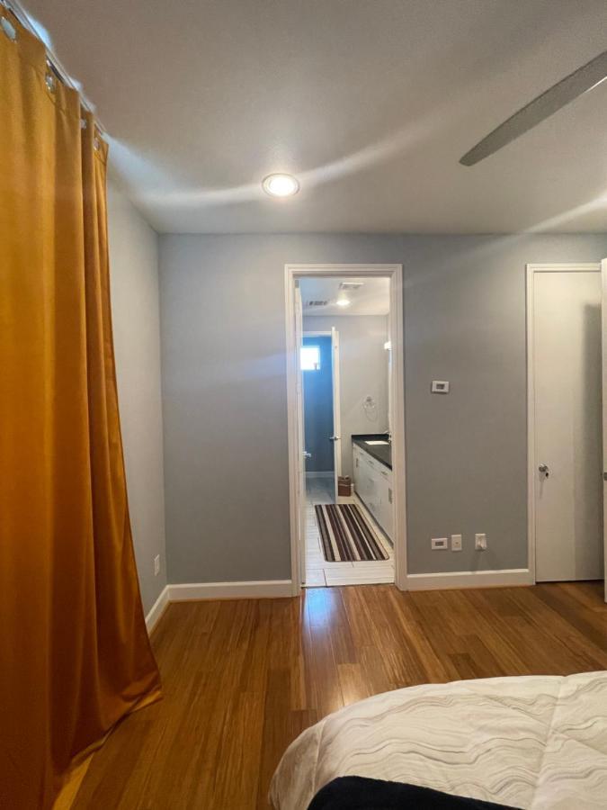 N-E-G Skai Midtown Of Houston Villa Kültér fotó