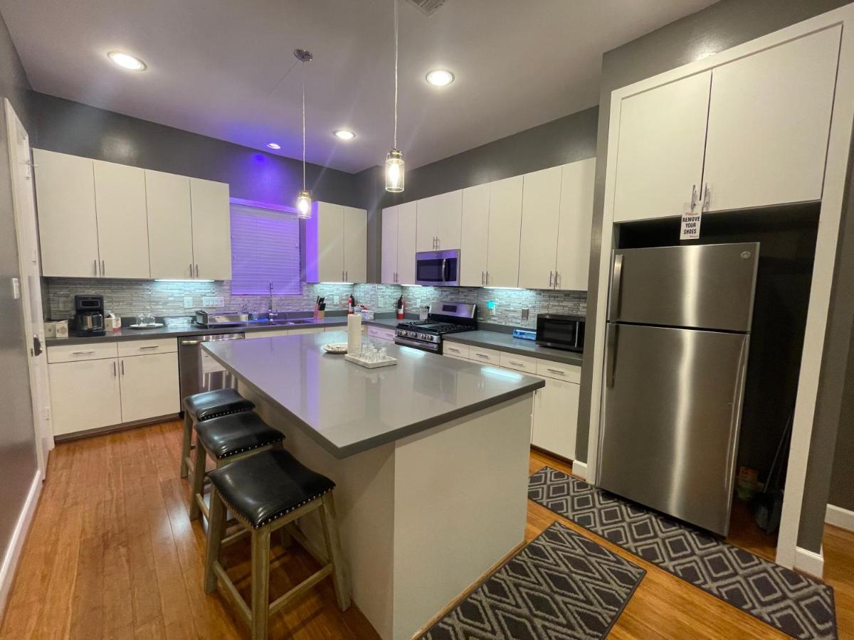 N-E-G Skai Midtown Of Houston Villa Kültér fotó
